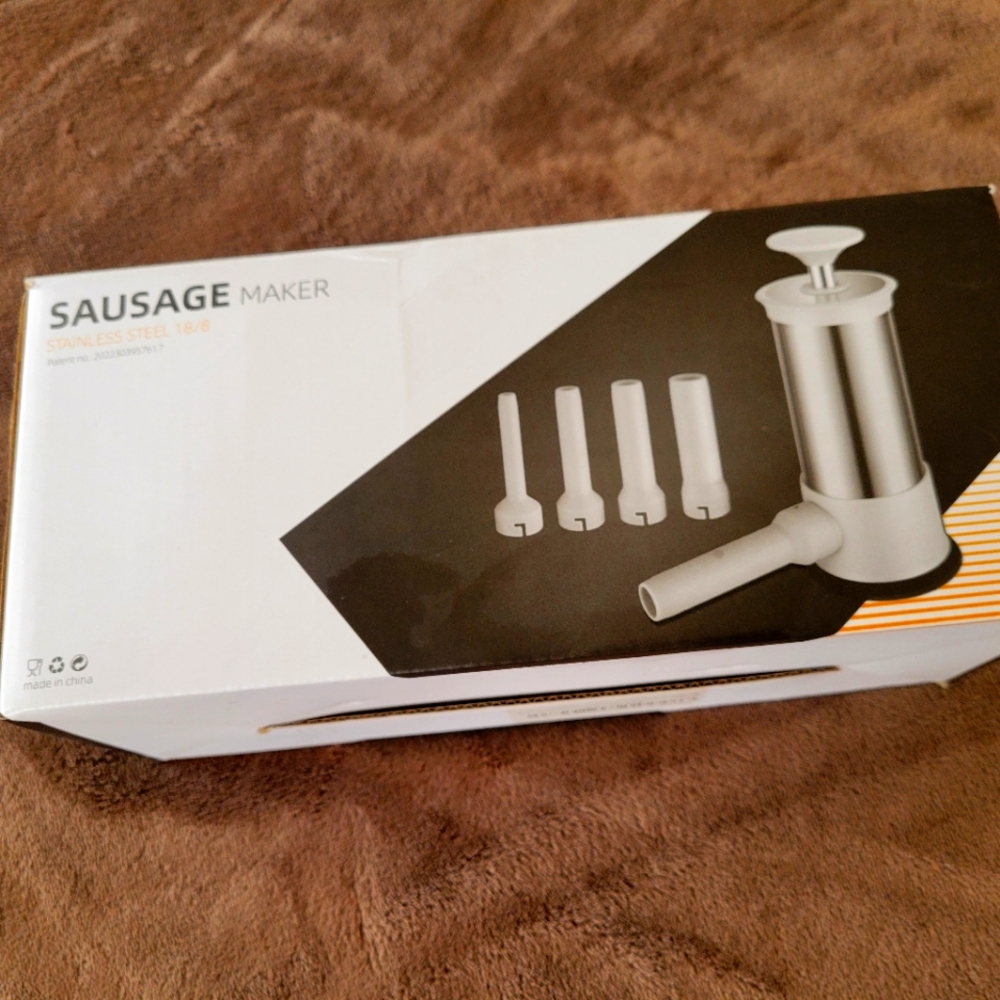 Sausage maker